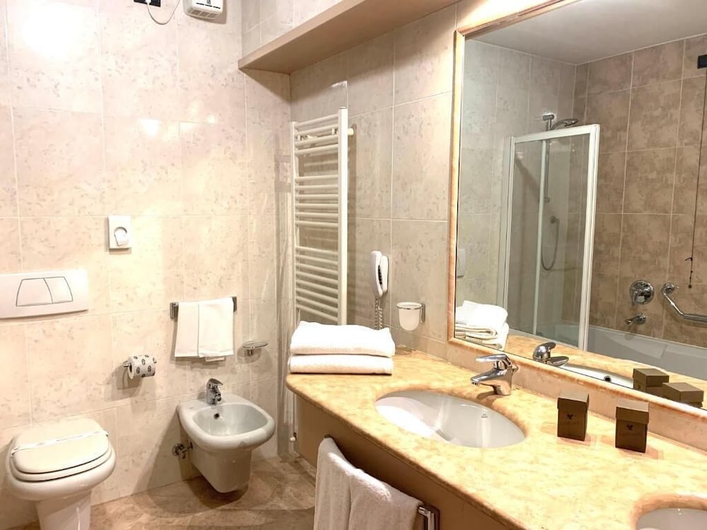 

Milano - Valdisotto - Cristallo Hotel Residence