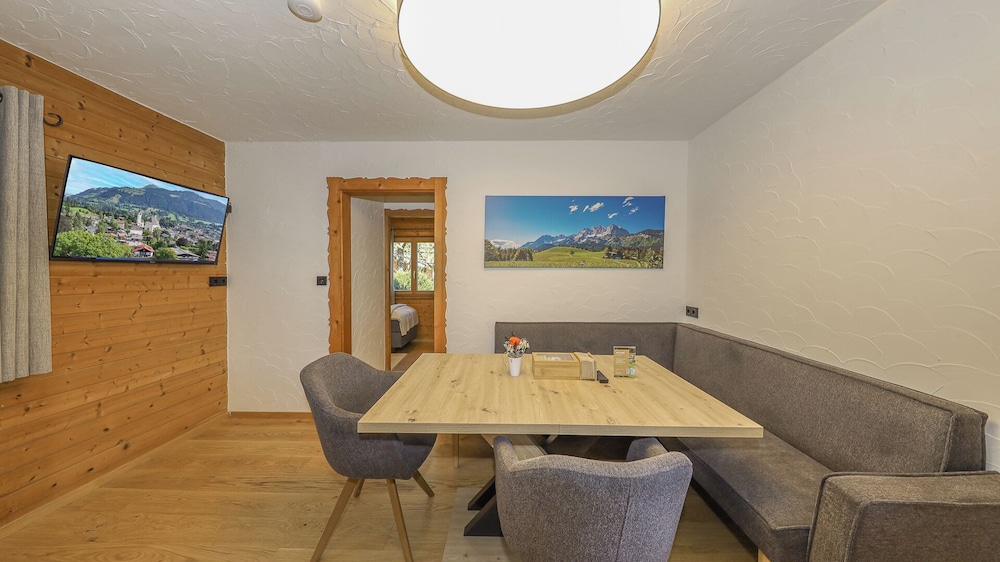 

Milano - Alpi Austriache, Austria - Gartenhotel Rosenhof bei Kitzbühel