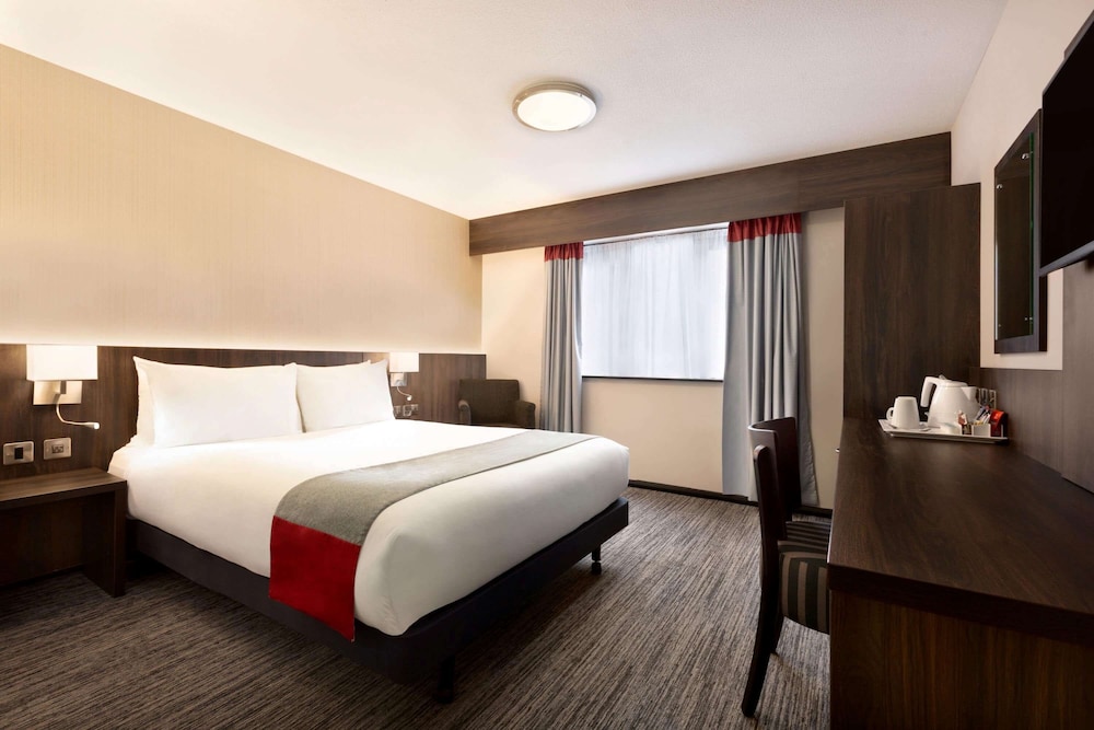 

Roma - Bristol - Ramada by Wyndham Bristol West
