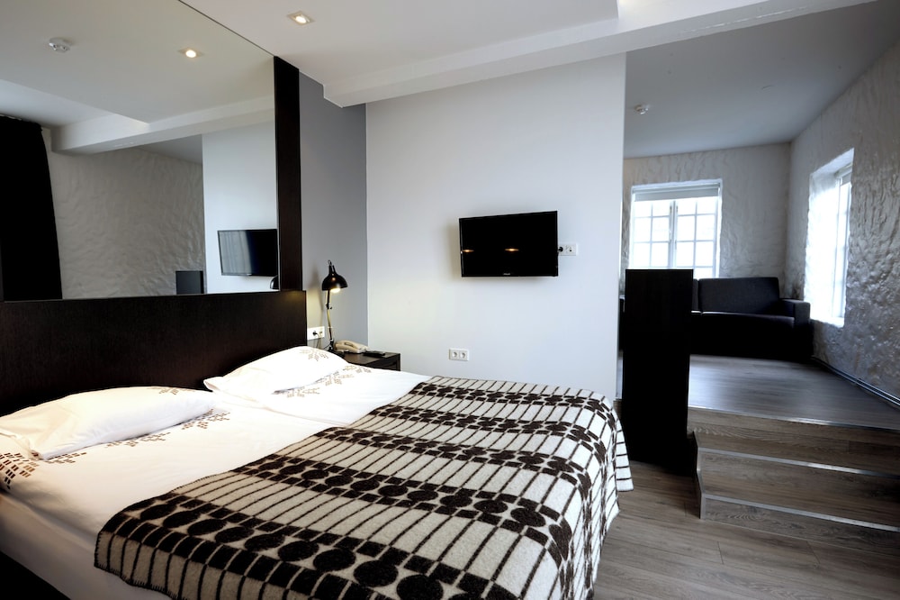 

Milano - Kopavogur - Fosshotel Raudara