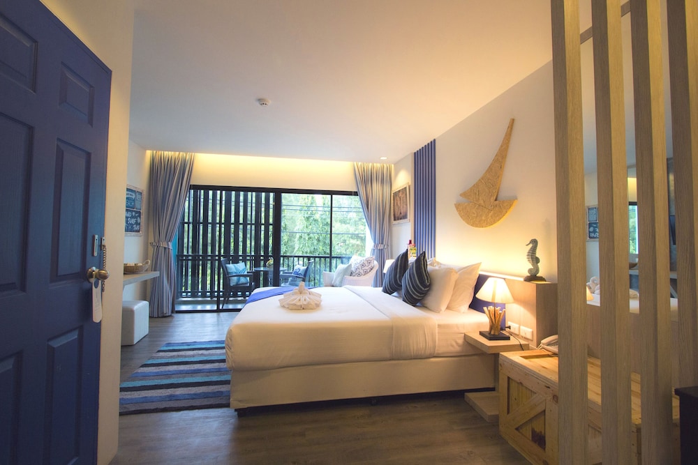 

Roma - Ban Bang Khu - The Blue Pearl Kata Hotel