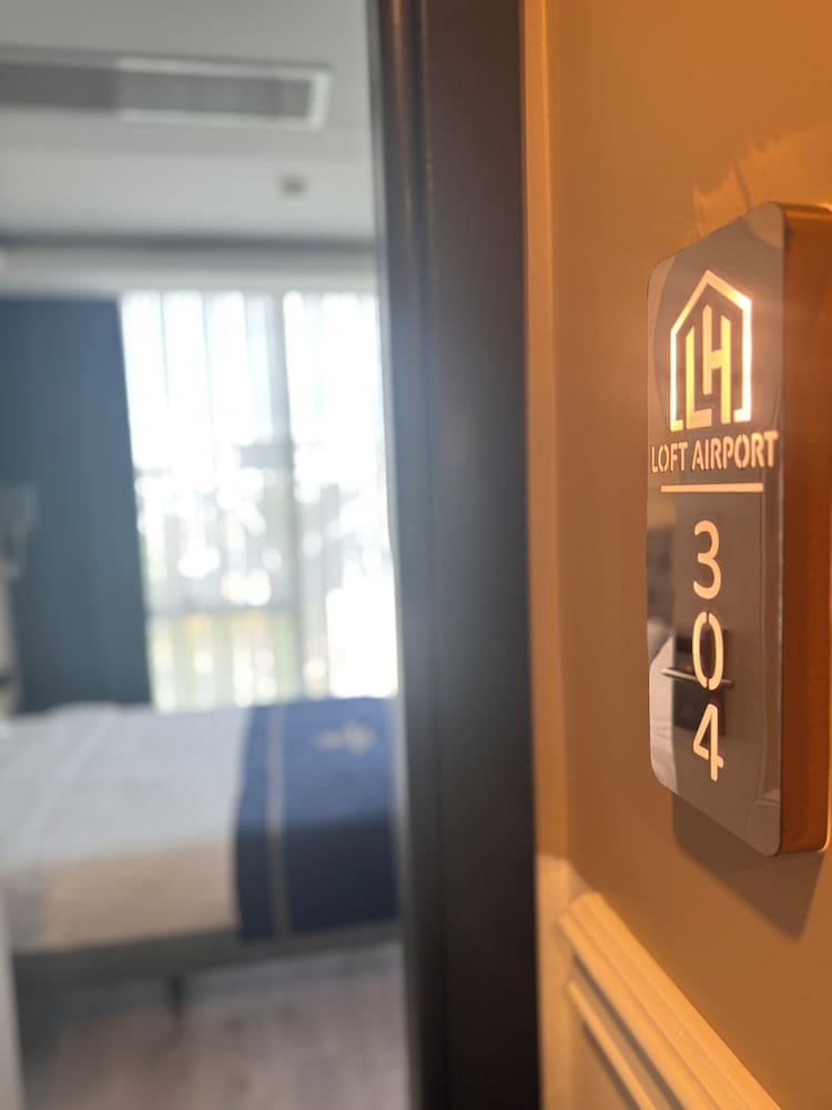 

Torino - Istanbul, New Airport - Loft Airport Hotel's
