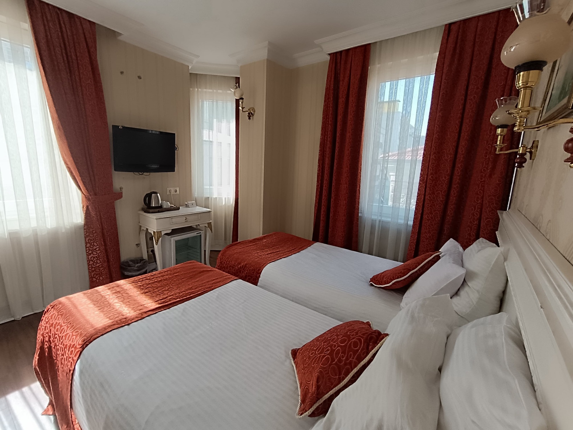 Double room with extra bed