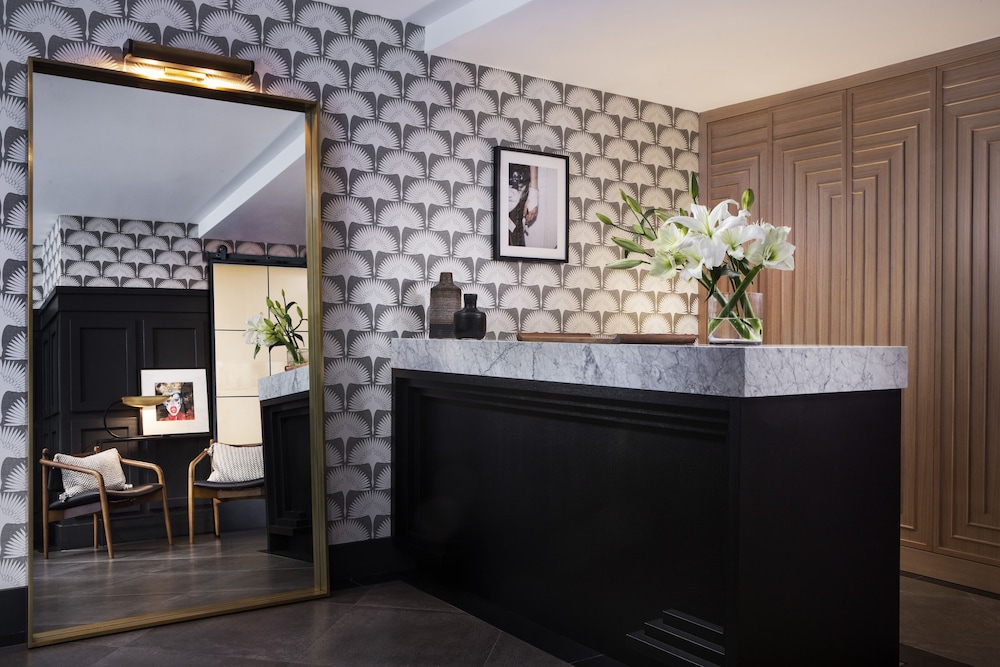 

Venezia - Brooklyn (NY) - Redford Hotel
