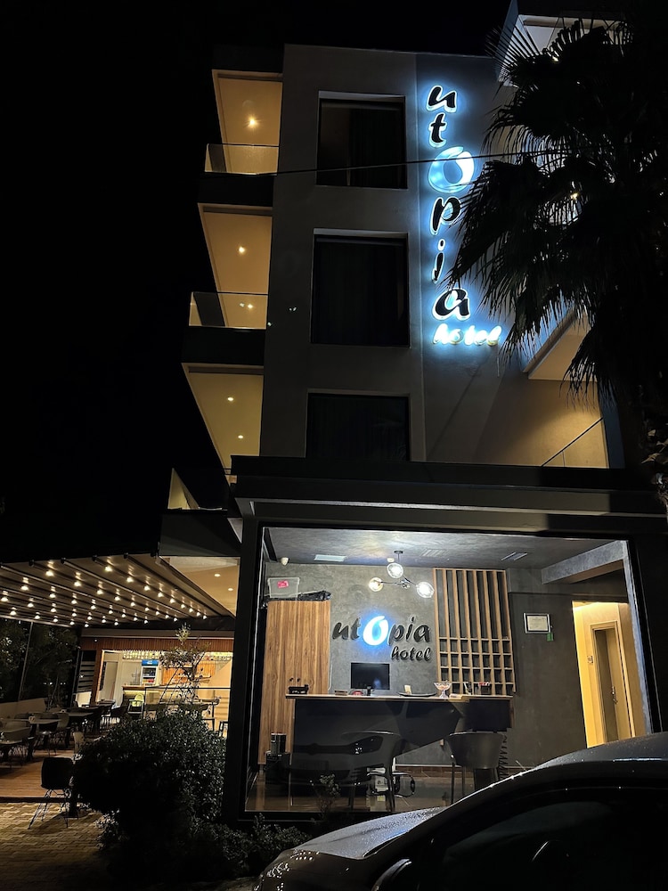 

Trieste - Ksamil - Hotel Utopia