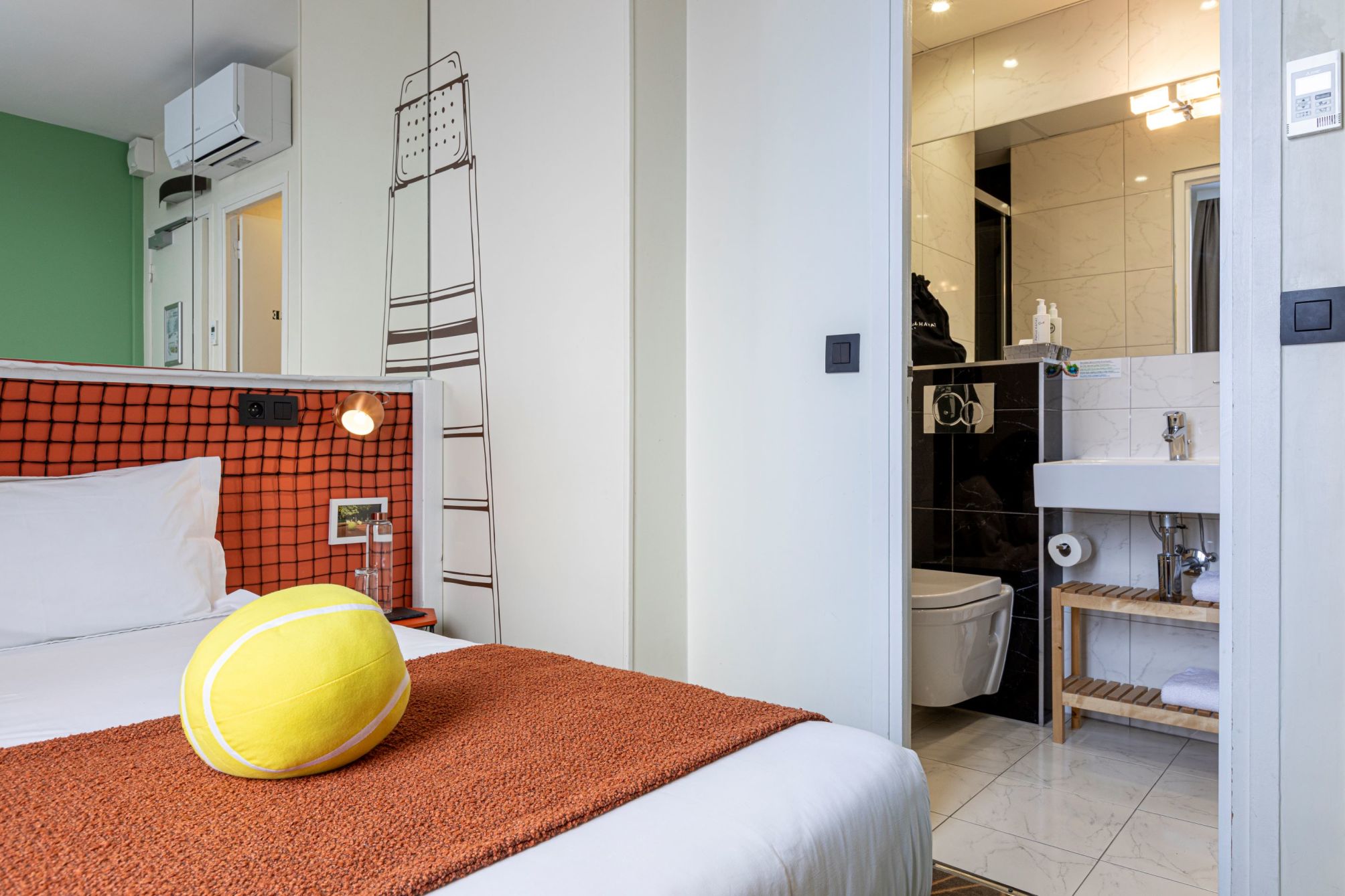 

Ancona - Courbevoie - Hotel Olympic Paris Boulogne by Patrick Hayat