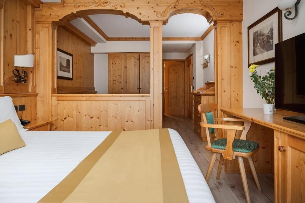 

Cagliari - Bormio - Cristallo Hotel Residence