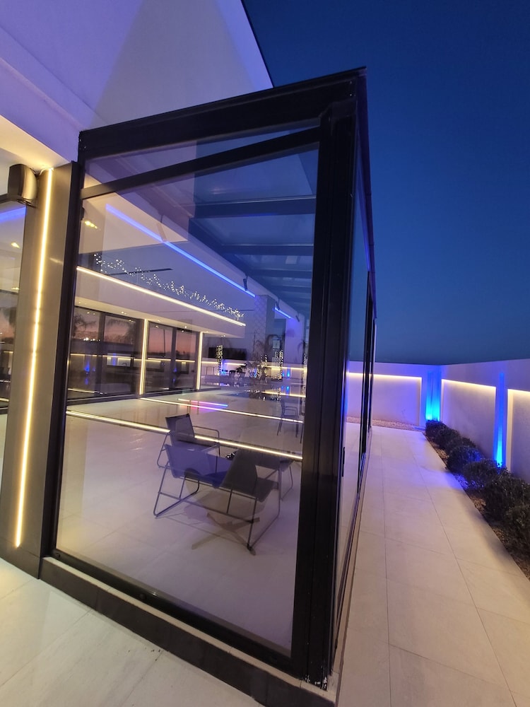 

Venezia - Durrës - La Mirage Group Villas