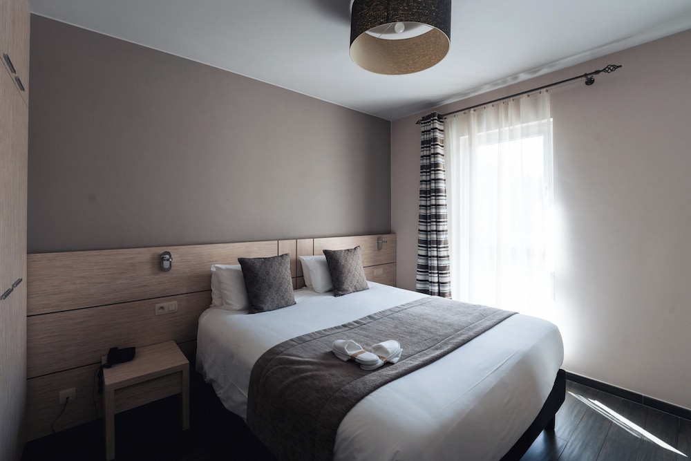 

Verona - Charleroi - Ibis Styles Charleroi Airport Aero 44