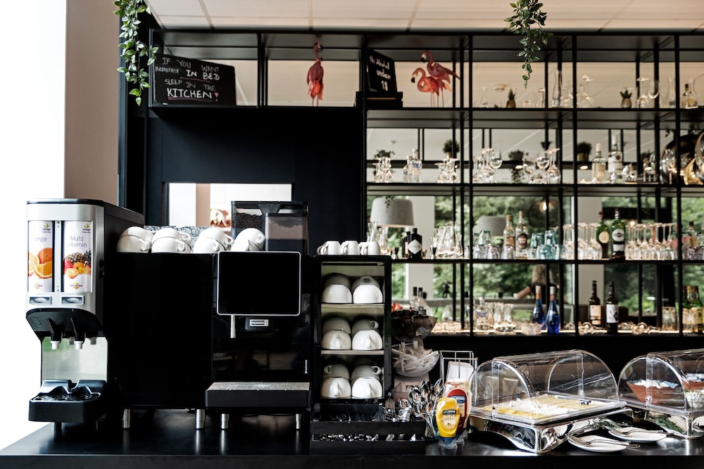 

Catania - Zurigo - B&B HOTEL Zürich Wallisellen