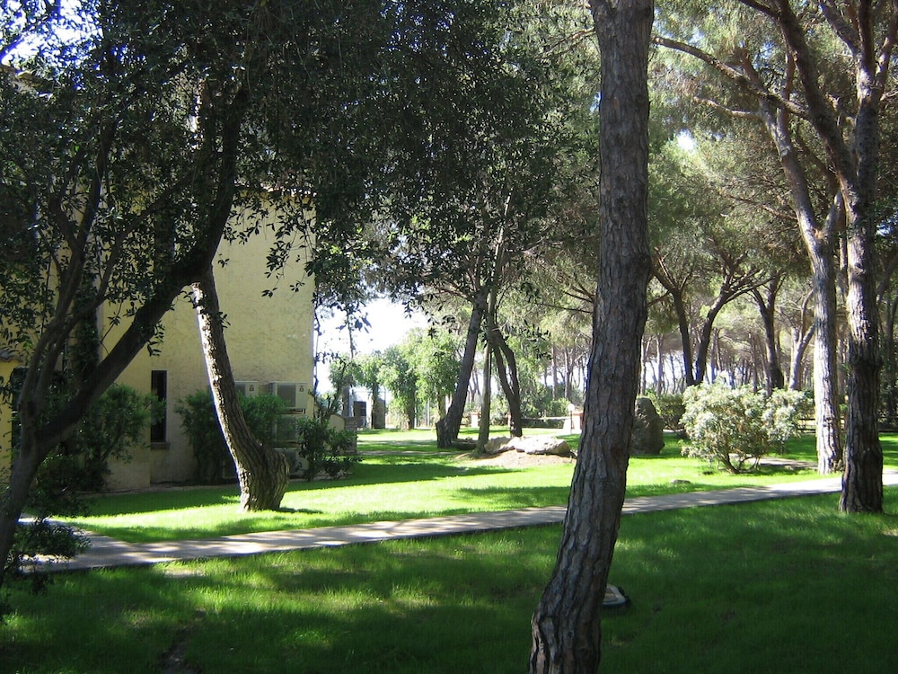 

Bari - Pula - Baia Delle Palme Beach