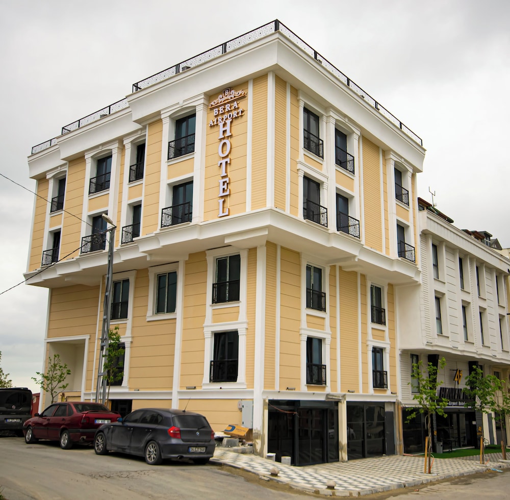 

Torino - Istanbul, New Airport - Bera Airport Hotel