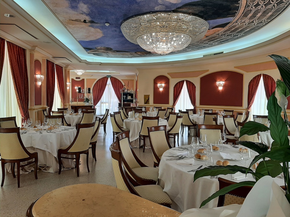 

Verona - Roccella Jonica - Parco dei Principi Hotel
