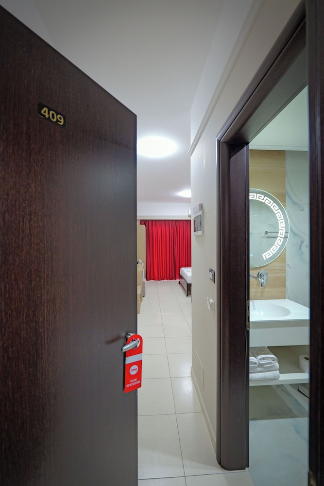 

Salerno - Ksamil - Hotel Heksamil