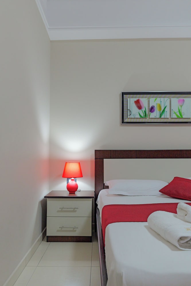 

Roma - Ksamil - Hotel Heksamil