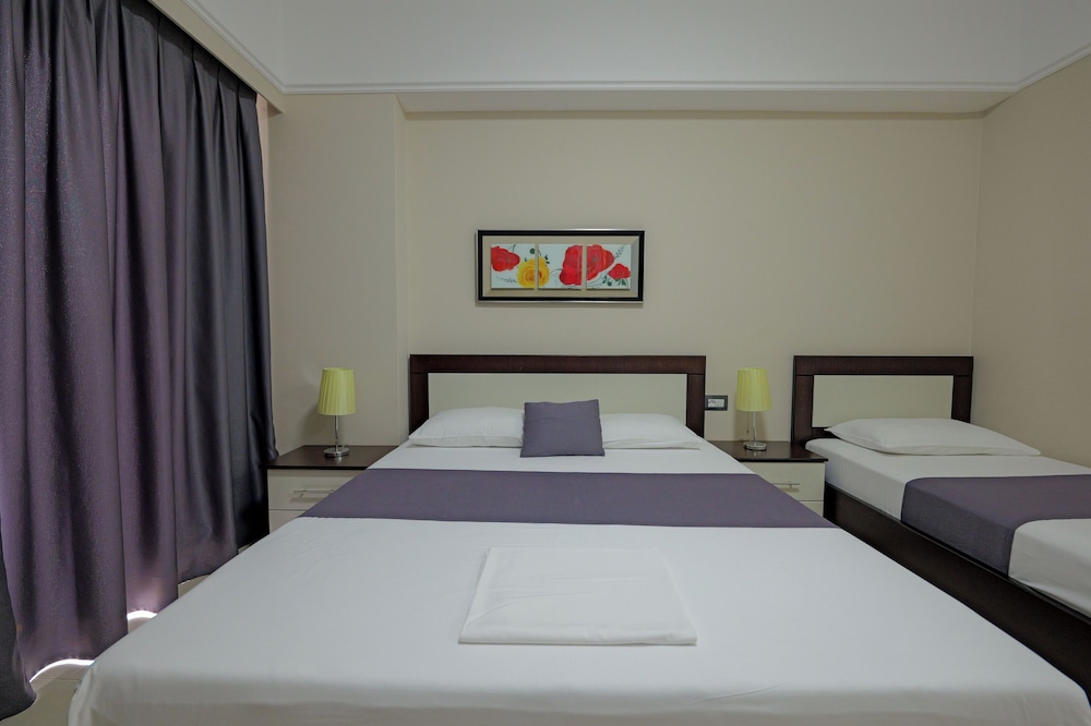 

Napoli - Ksamil - Hotel Heksamil