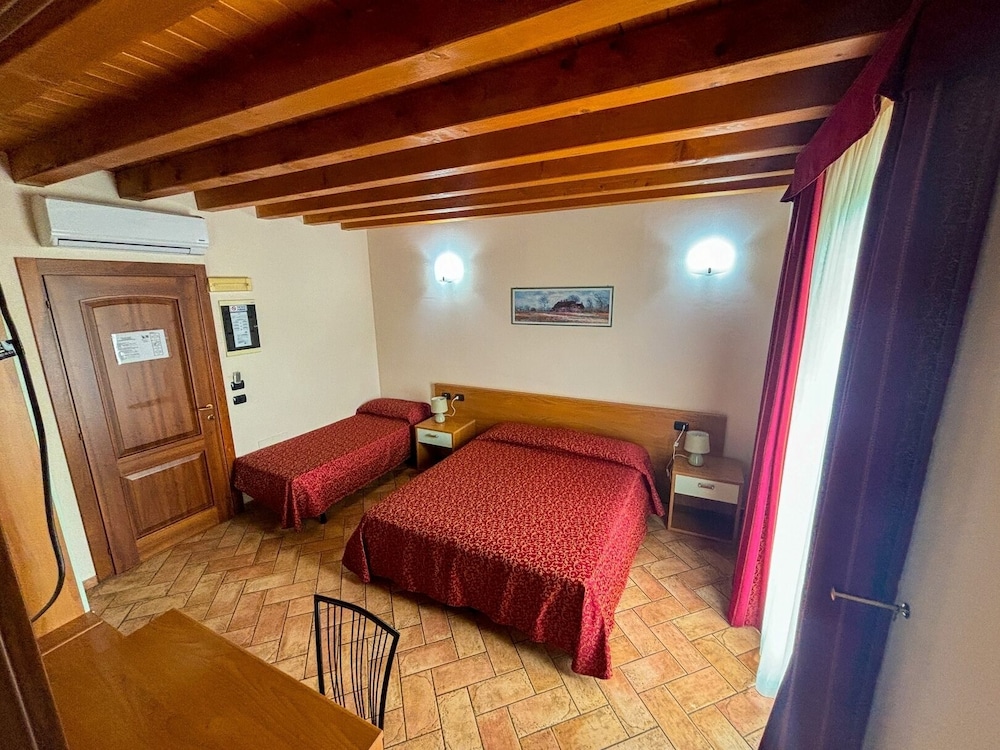 

Milano - Peschiera del Garda - Hotel Agli Ulivi