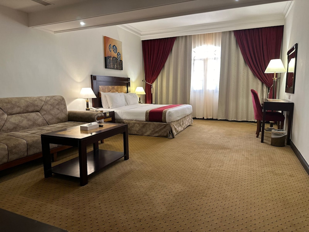 

Roma - Sarūq - Caesar Hotel