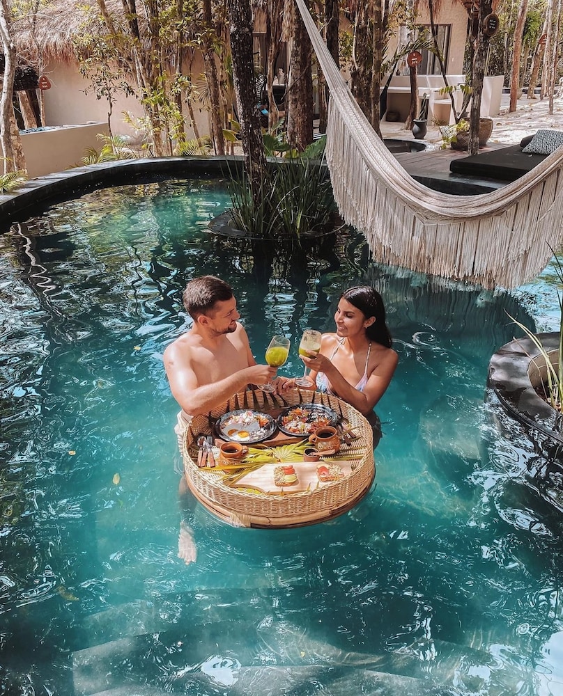 

Milano - Balcheil - The Yellow Nest Tulum