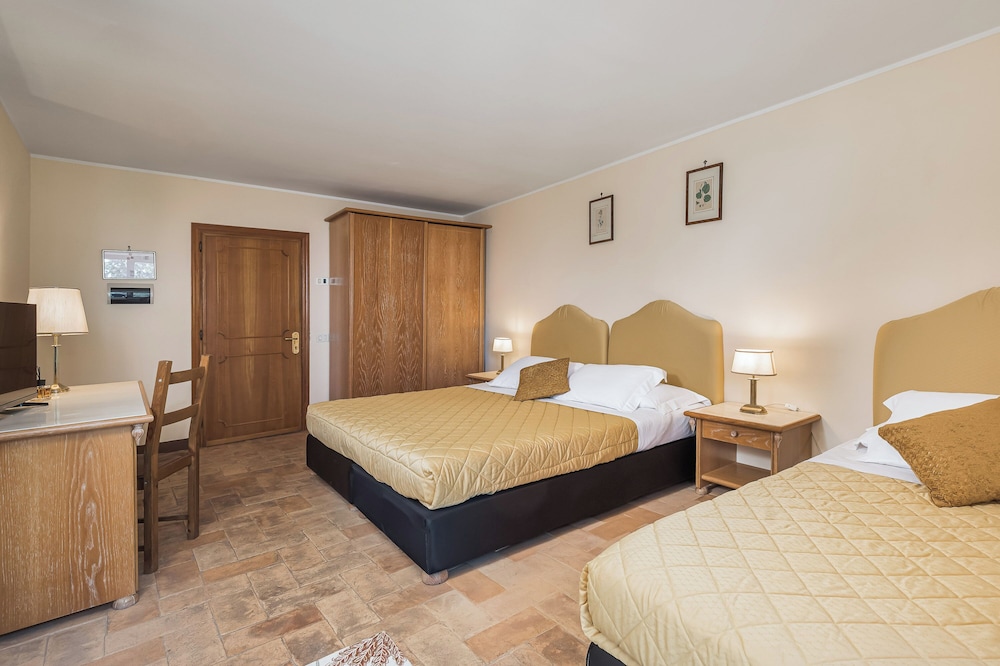 

Palermo - Passignano sul Trasimeno - Relais La Fattoria