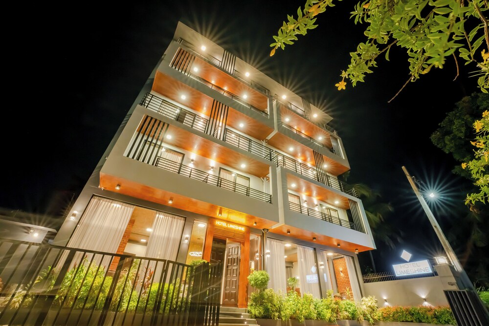 

Venezia - Negombo - Limeshine - Airport Transit Hotels & Residences
