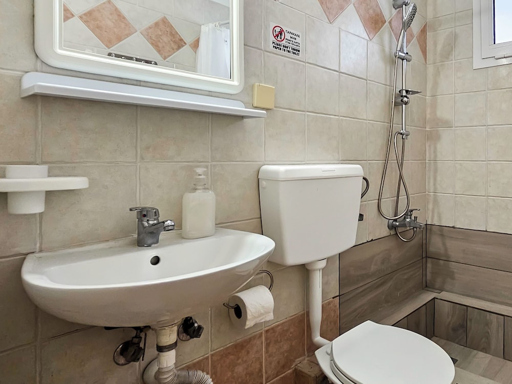 

Milano - Salonicco, Grecia - Chariclia Hotel