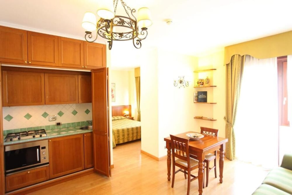 

Torino - Pomezia - Altea Suites