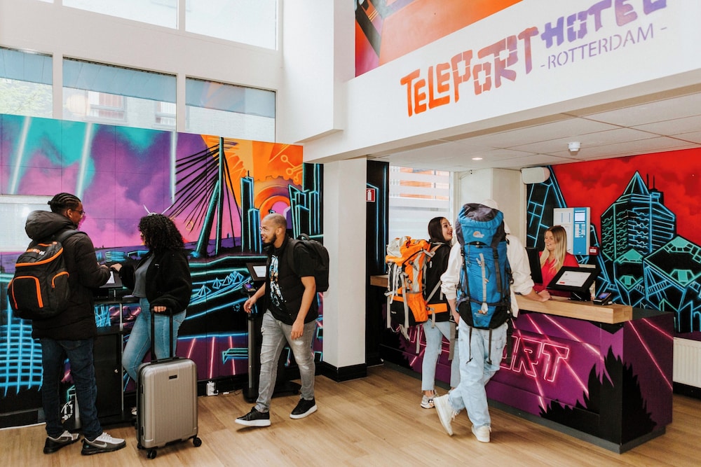 

Napoli - Rotterdam - Rotterdam Teleport Hotel