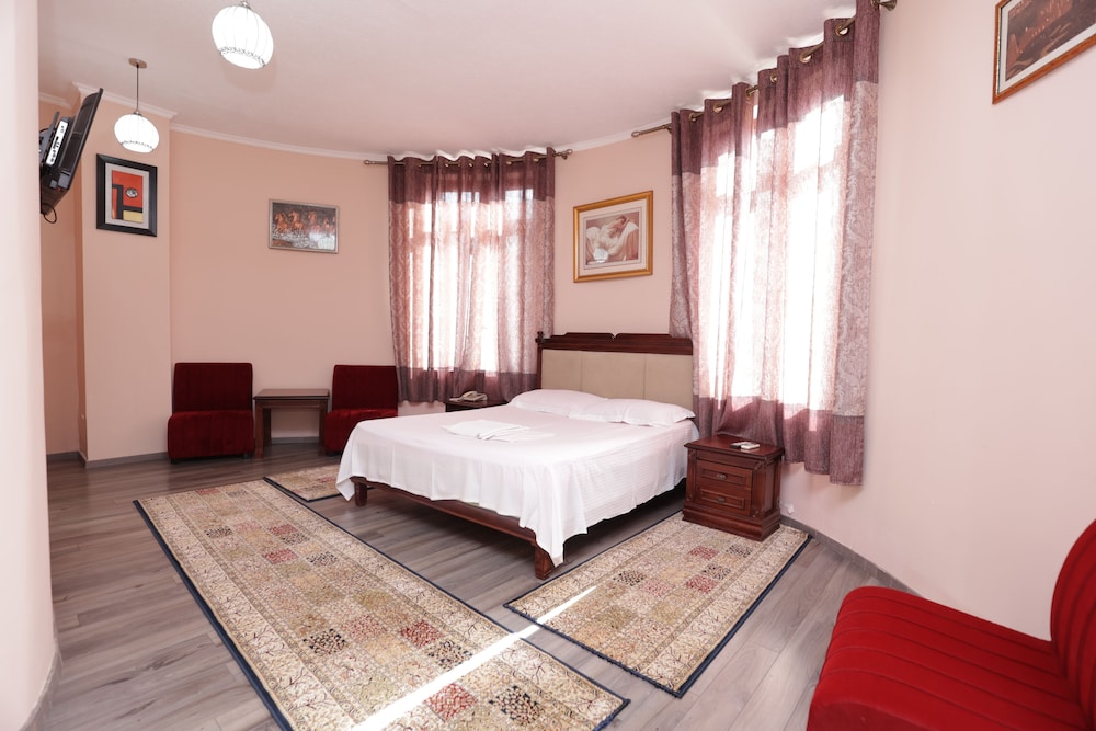 

Bologna - Tirana - Mema Resort