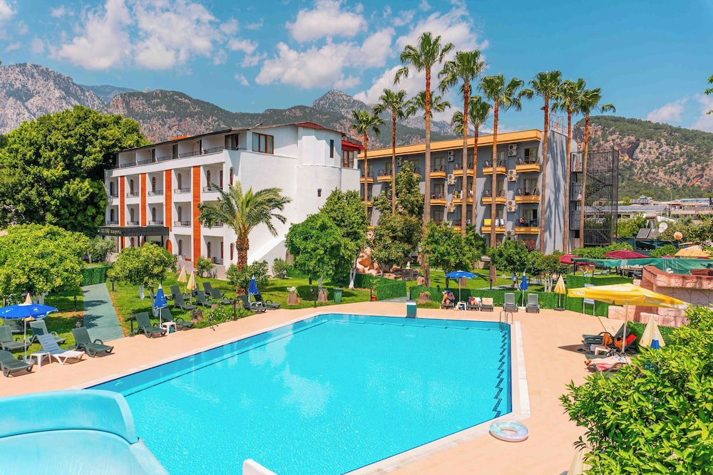 

Napoli - Beldibi - Belpoint Beach Hotel