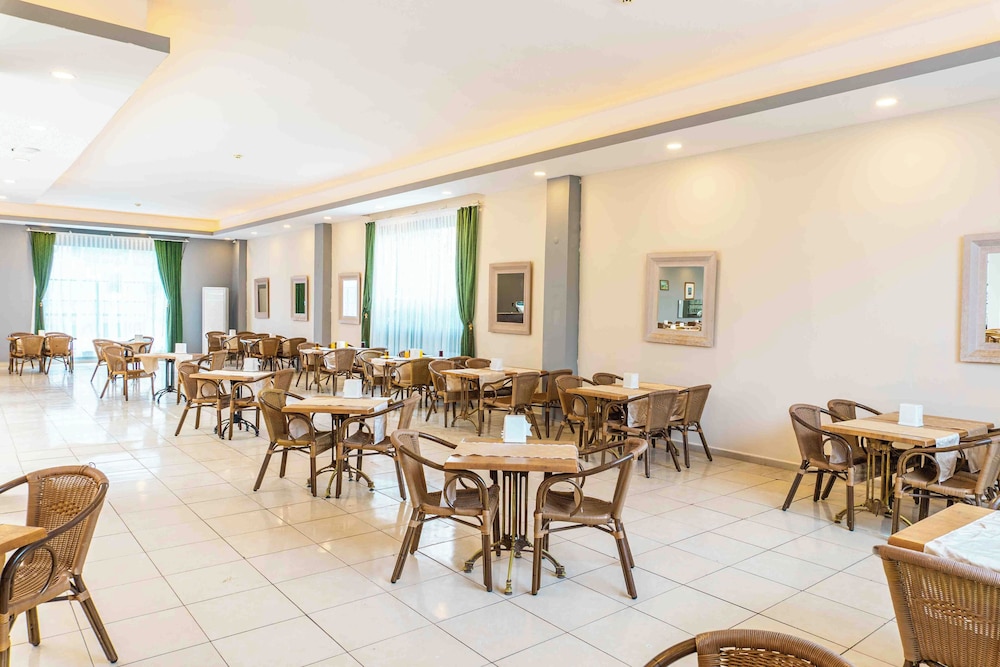 

Napoli - Beldibi - Belpoint Beach Hotel