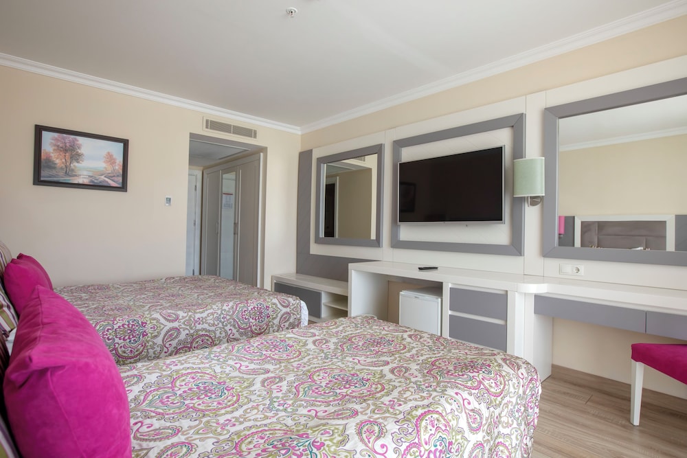 

Milano - Belek - Orange County Belek