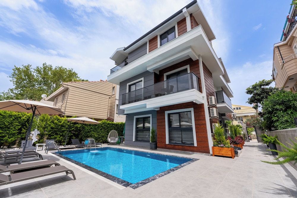 

Venezia - Kemer - EURONOVA HOTEL & SUiTES