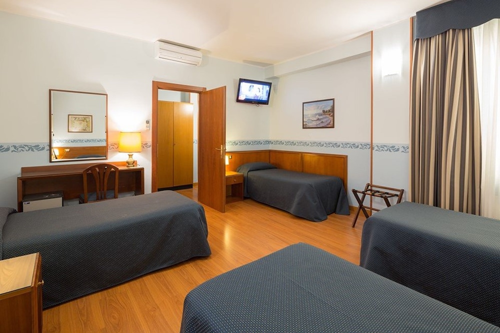

Roma - Pisa - Hotel Terminus & Plaza