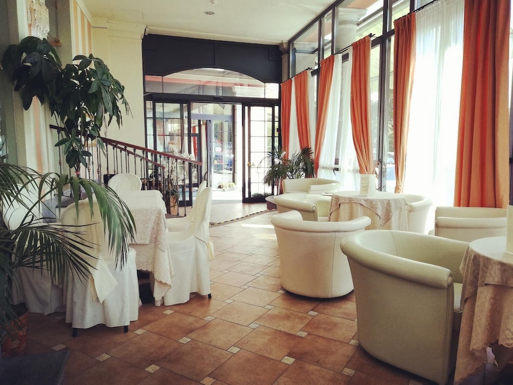 

Bari - Stresa - Hotel Belvedere San Gottardo
