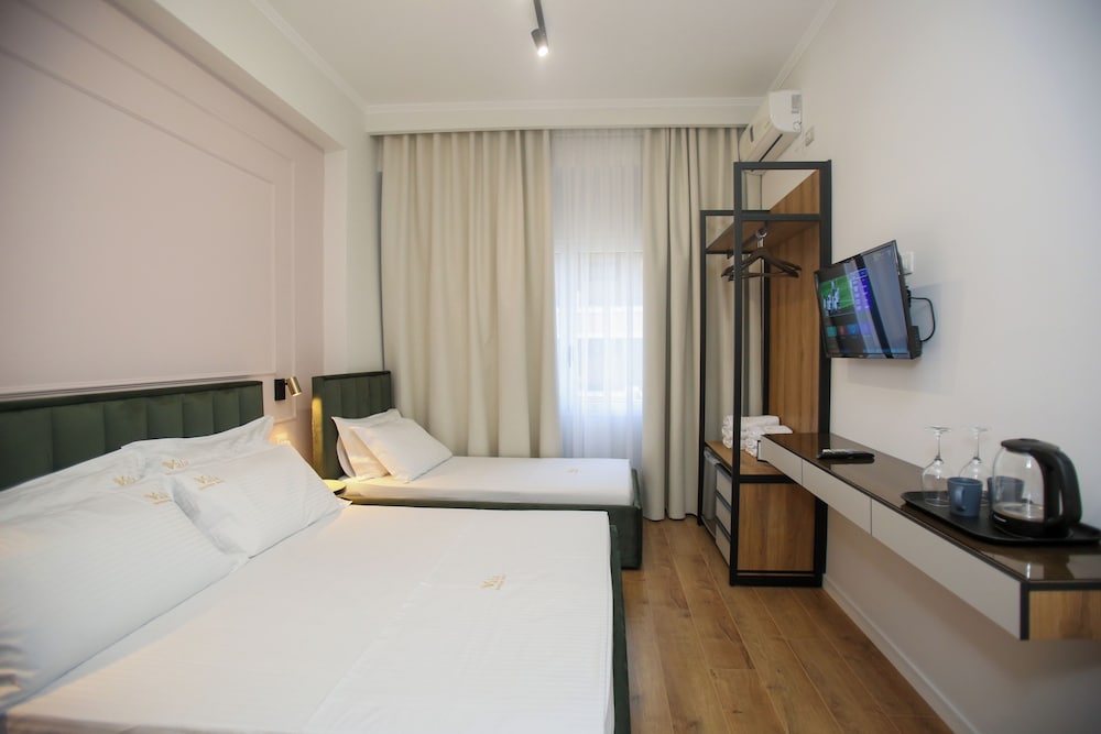 

Roma - Valona - Vala Boutique Hotel