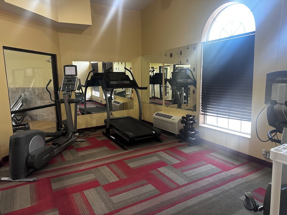 Lombard - Ramada by Wyndham Glendale Heights/Lombard