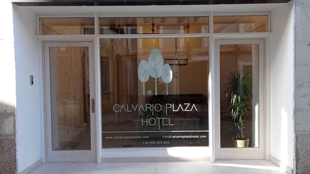 

Brindisi - Alcudia - Calvario Plaza Hotel