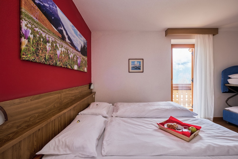 

Cagliari - Canazei - BERG HOTEL LATEMAR SPITZE