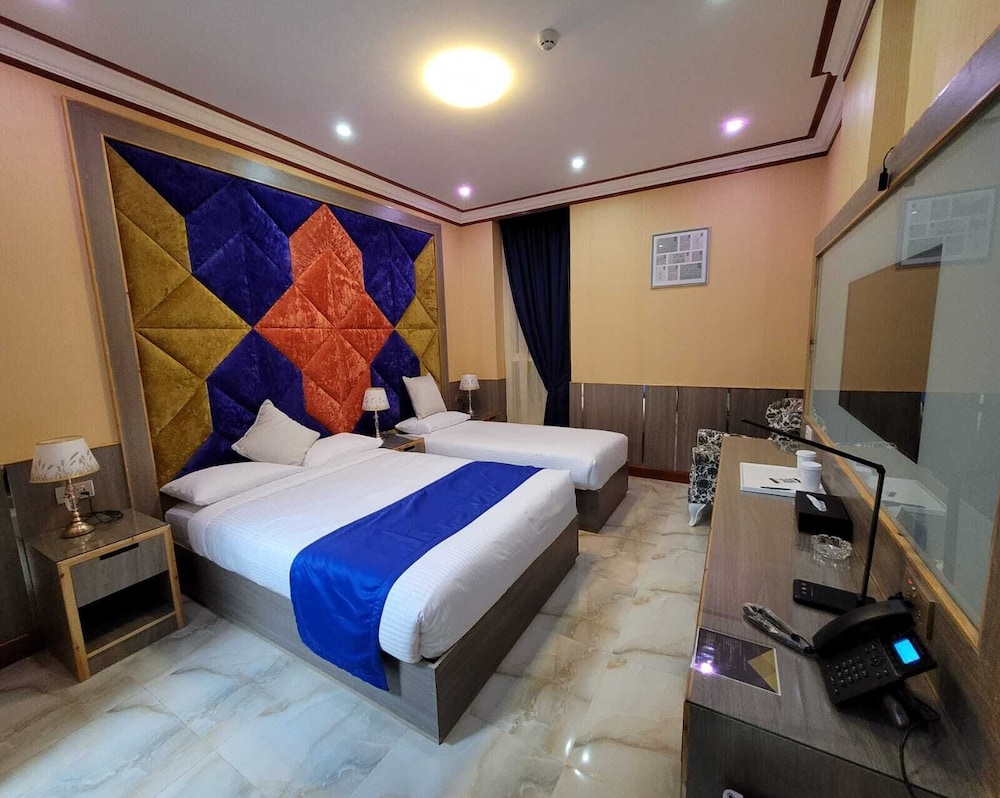 

Milano - Ras Al Khaimah - Camphor Hotel