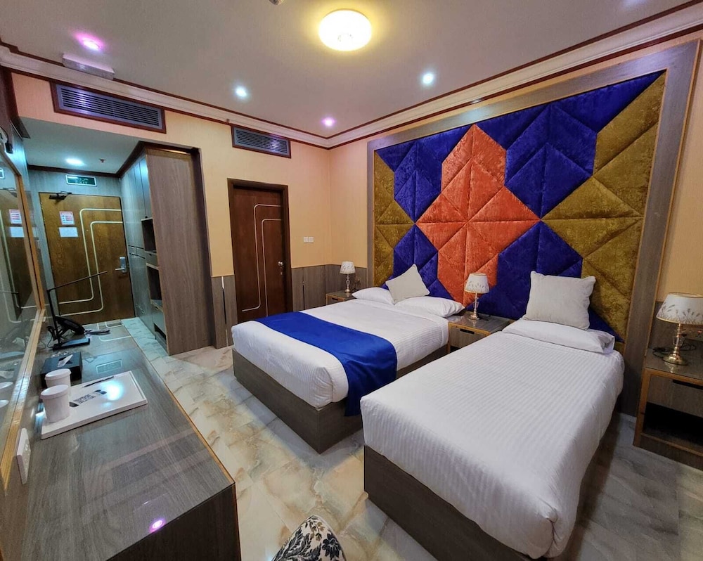 

Milano - Ras Al Khaimah - Camphor Hotel