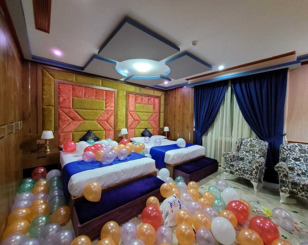 

Milano - Ras Al Khaimah - Camphor Hotel