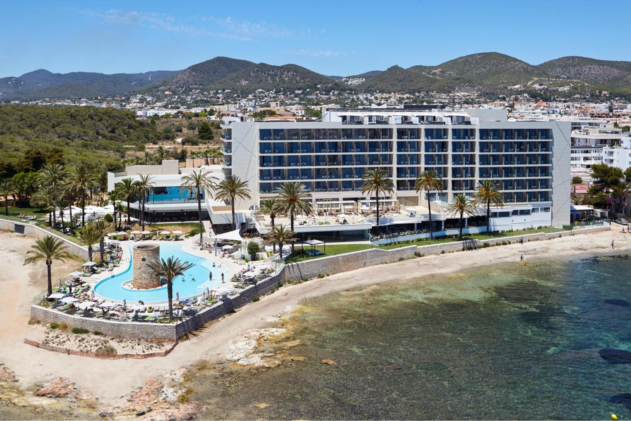 

Roma - Ses Salines, Ibiza - Torre Del Mar Ibiza