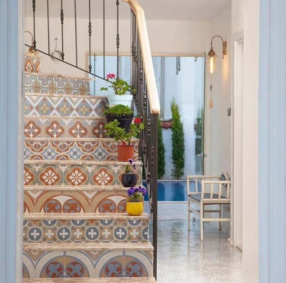 

Catania - Çeşme - Kybele Suites Alaçatı