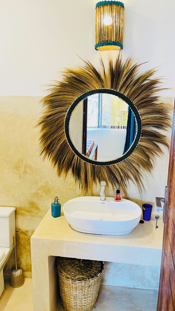 

Roma - Bwejuu - Sand Beach Boutique Hotel