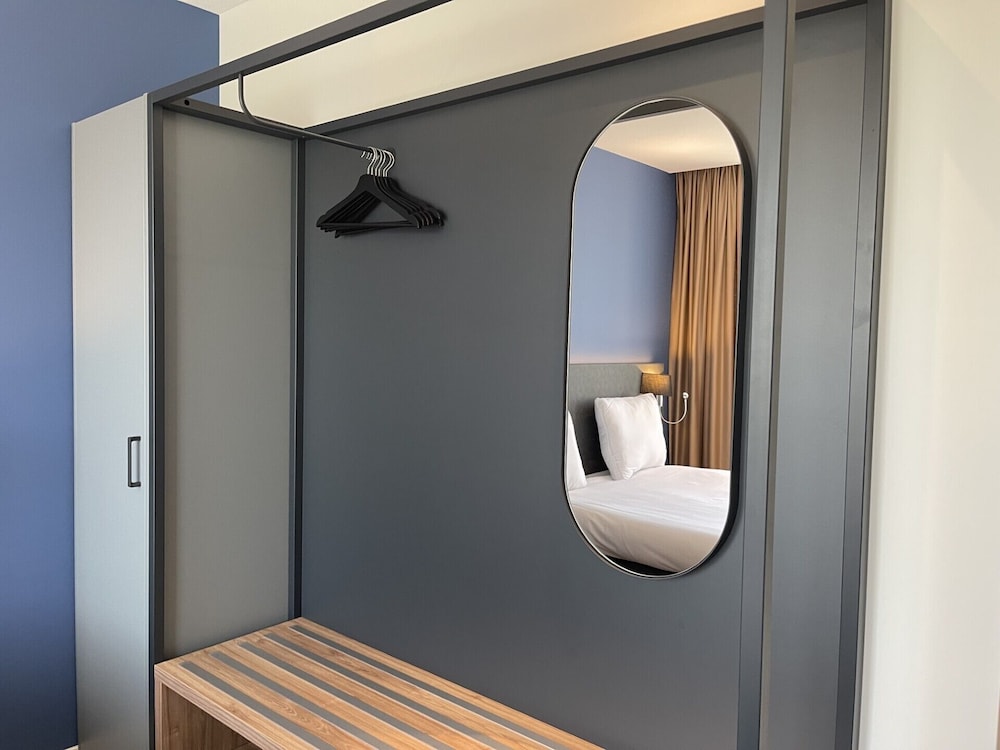 

Verona - Hoofddorp - OZO Hotels Antares Airport