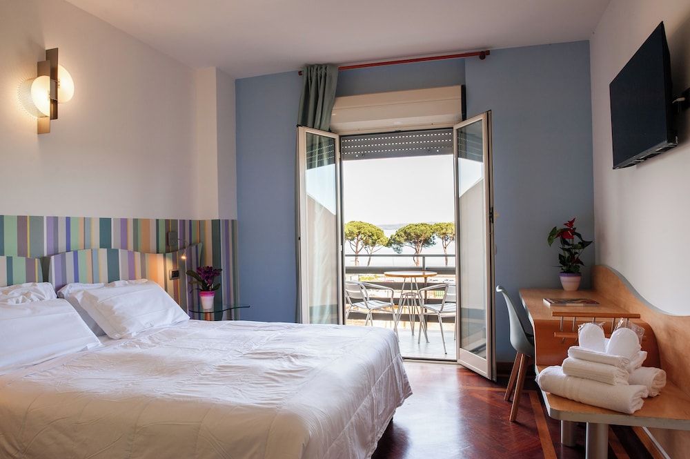 

Milano - Bracciano - HA HOTEL