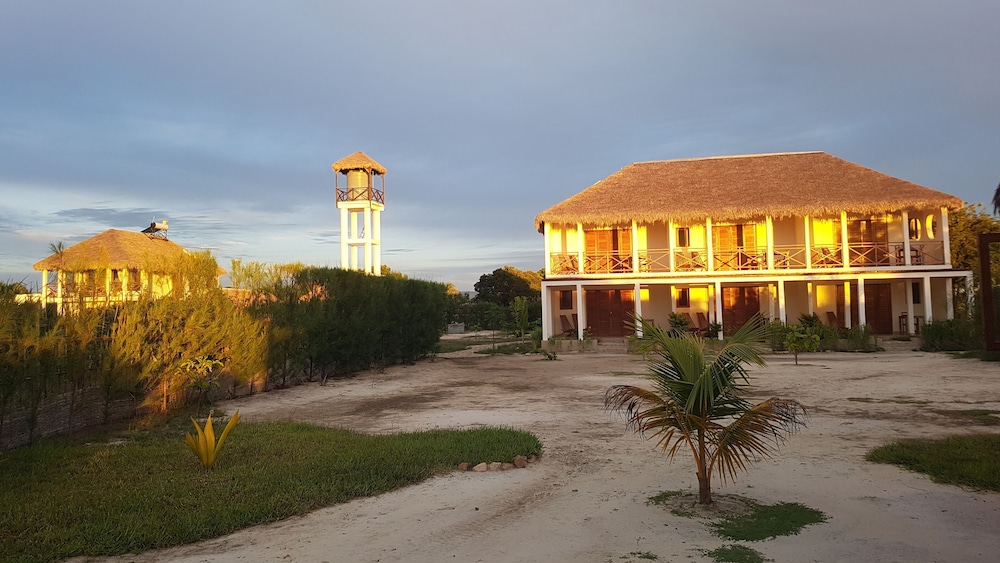 

Venezia - Morondava - Maison Charrette