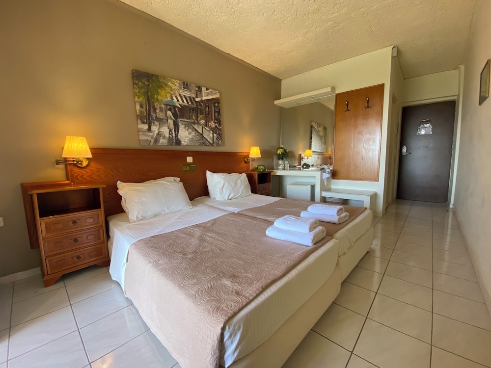 

Milano - Karavados - Sunrise Inn