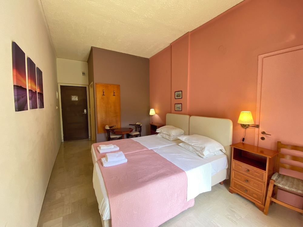 

Napoli - Trapezaki - Sunrise Inn